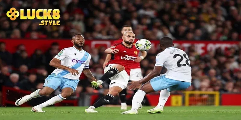 Soi kèo bóng đá Ngoại Hạng và các trận đấu đáng chú ý